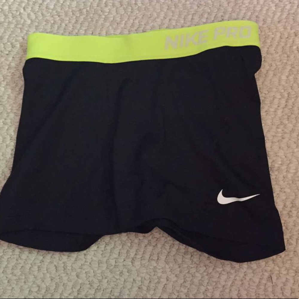Nike pros black spandex lime band